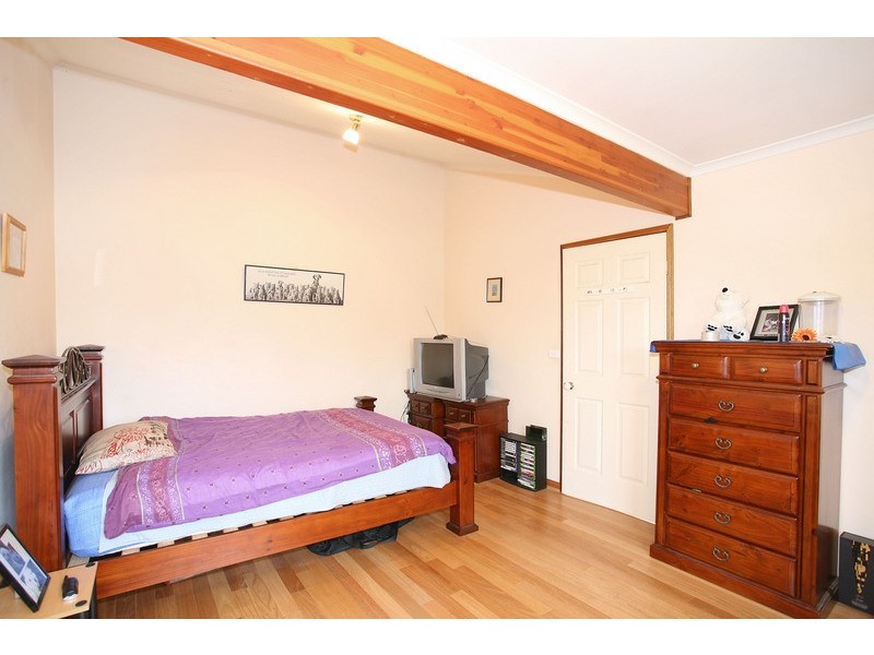 42 Casino Road, Greystanes NSW 2145