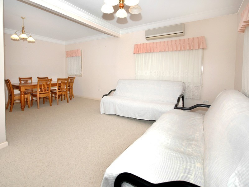 28 Bogalara Road, Old Toongabbie NSW 2146