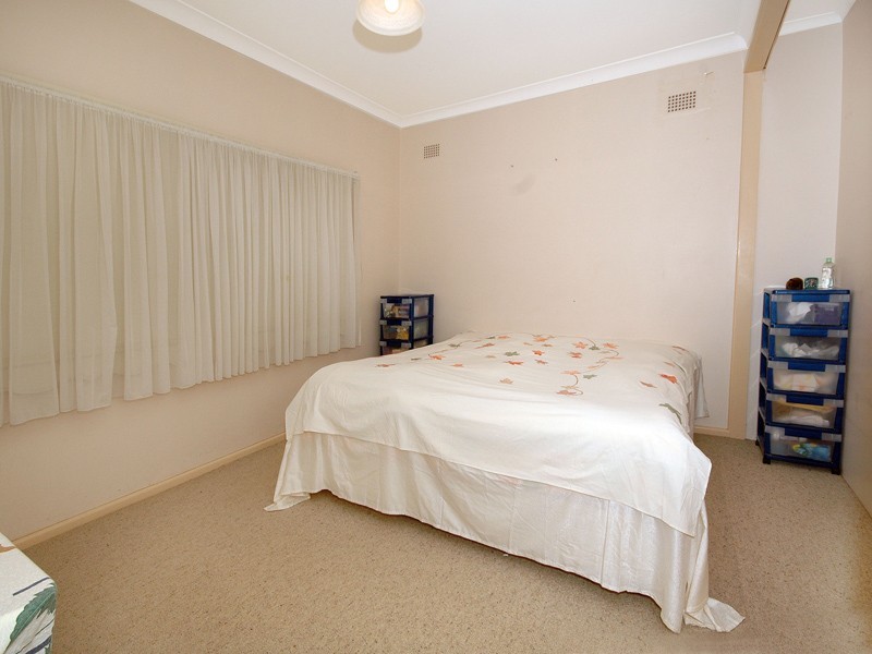 28 Bogalara Road, Old Toongabbie NSW 2146