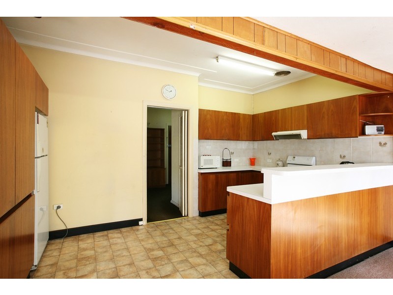 6 Macklin Street, Pendle Hill NSW 2145