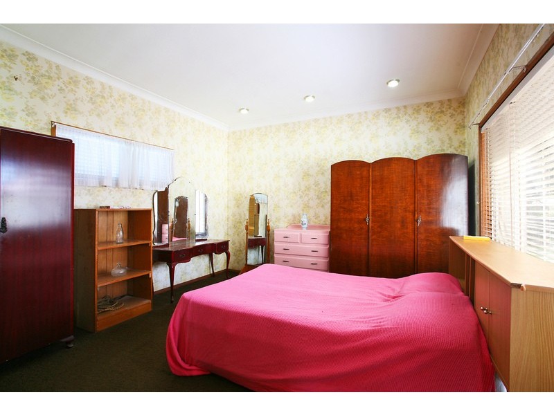 6 Macklin Street, Pendle Hill NSW 2145