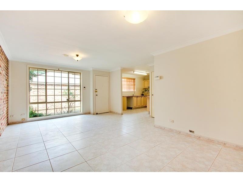 3/5A Binalong Road, Pendle Hill NSW 2145