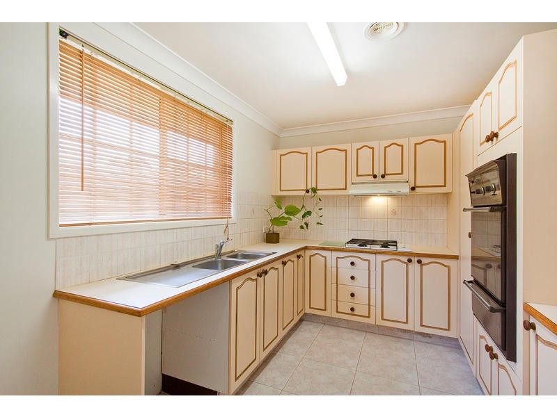 3/5A Binalong Road, Pendle Hill NSW 2145