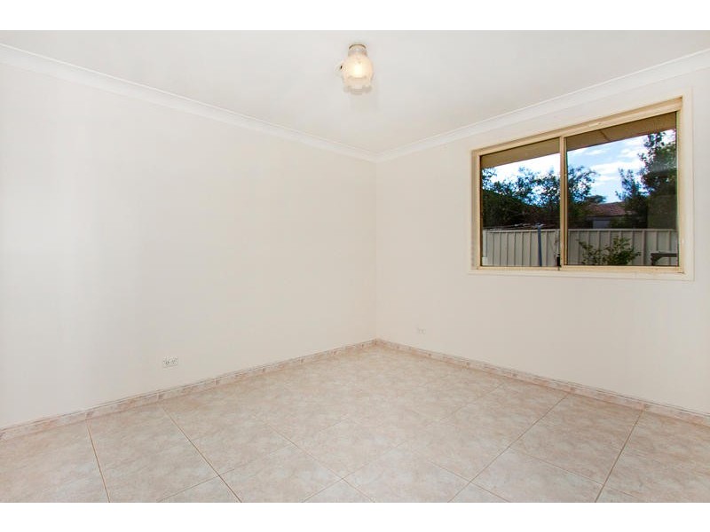 3/5A Binalong Road, Pendle Hill NSW 2145