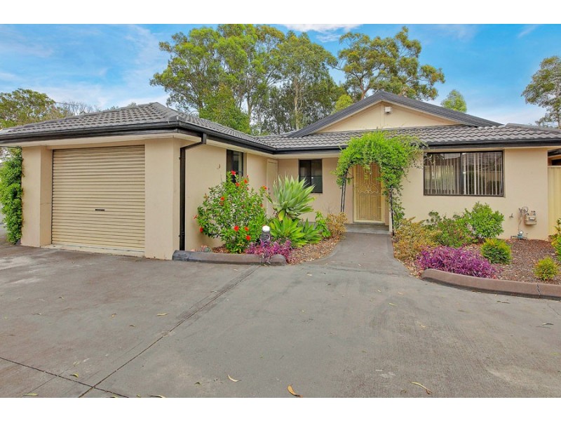 3/18 Magowar Road, Pendle Hill NSW 2145