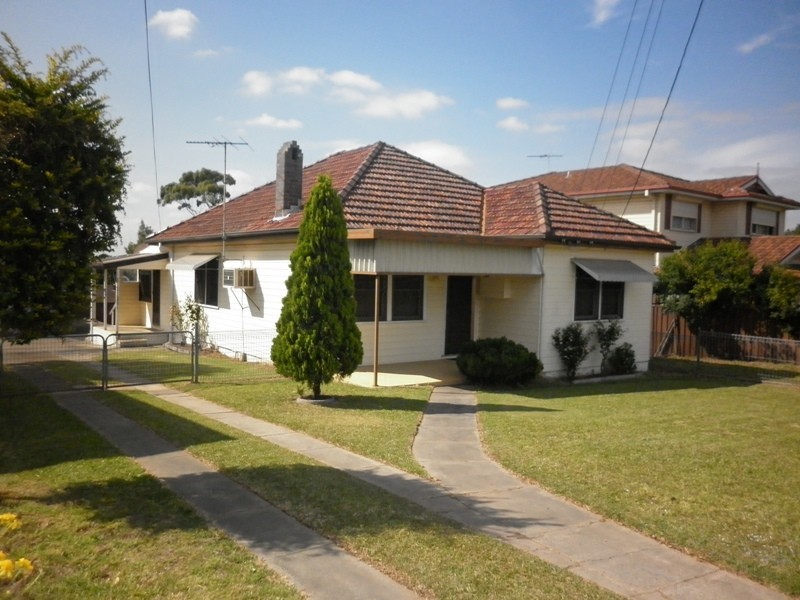 4 Constitution Road, Constitution Hill NSW 2145