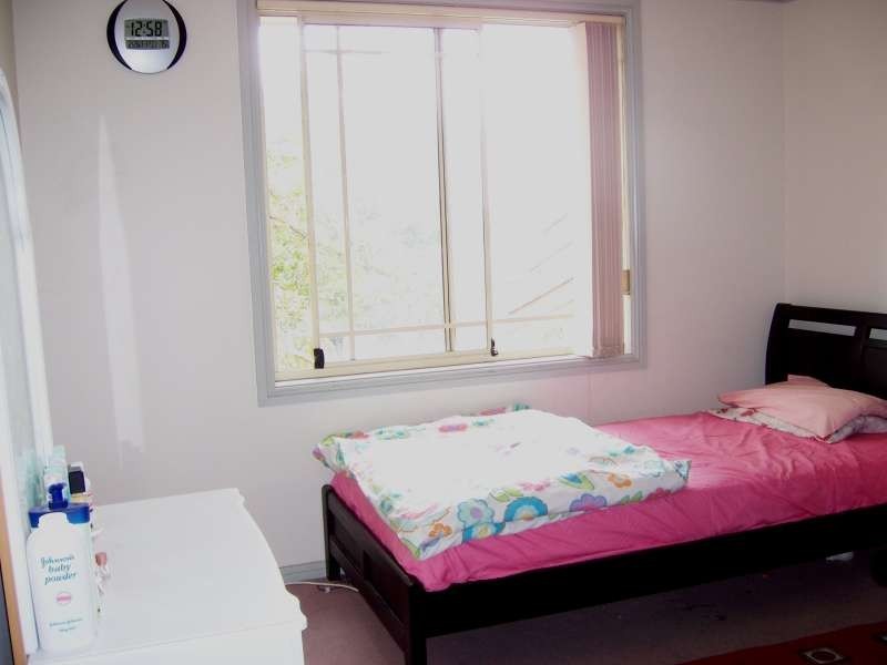 2/9a Hawkesbury Road, Westmead NSW 2145