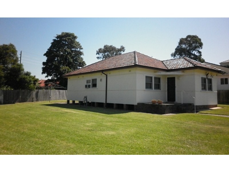 4 Owen Street, Wentworthville NSW 2145
