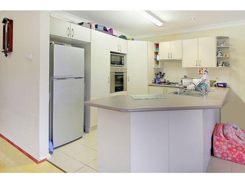 2A Fisher Crescent, Pendle Hill NSW 2145