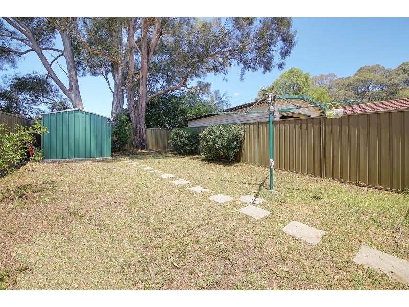 2A Fisher Crescent, Pendle Hill NSW 2145