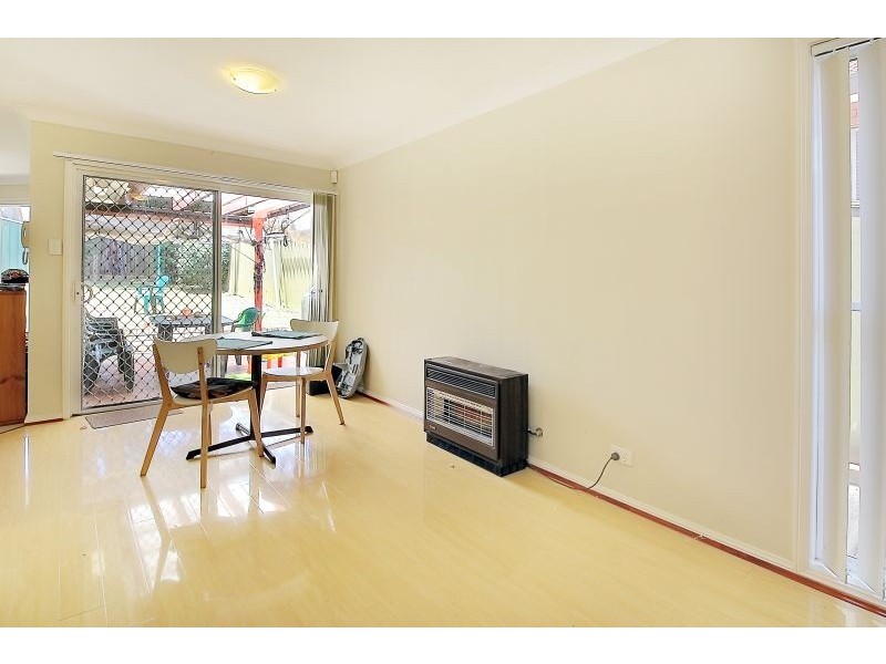 2A Fisher Crescent, Pendle Hill NSW 2145