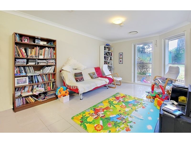 2A Fisher Crescent, Pendle Hill NSW 2145