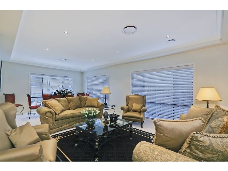 128 Gooraway Drive, Castle Hill NSW 2154