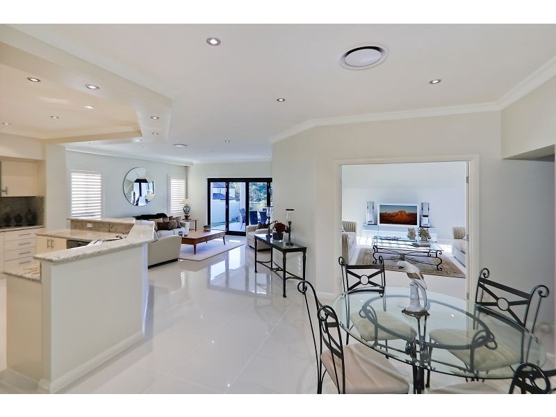 128 Gooraway Drive, Castle Hill NSW 2154