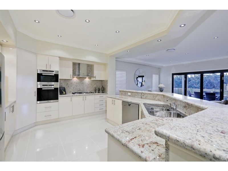 128 Gooraway Drive, Castle Hill NSW 2154