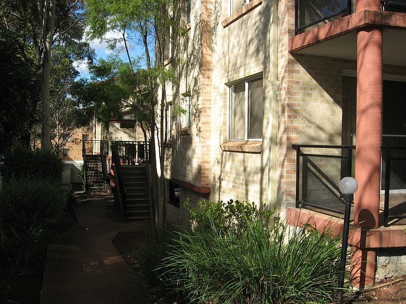 2/176-178 Station Street, Wentworthville NSW 2145