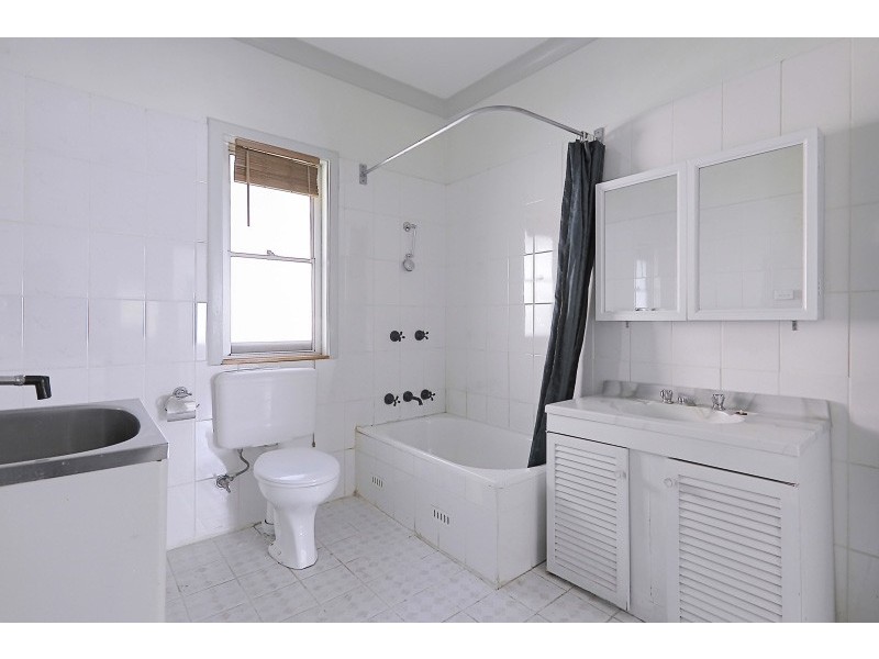 13 Oatlands Street, Wentworthville NSW 2145