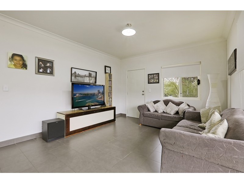 2 Jewelsford Road, Wentworthville NSW 2145