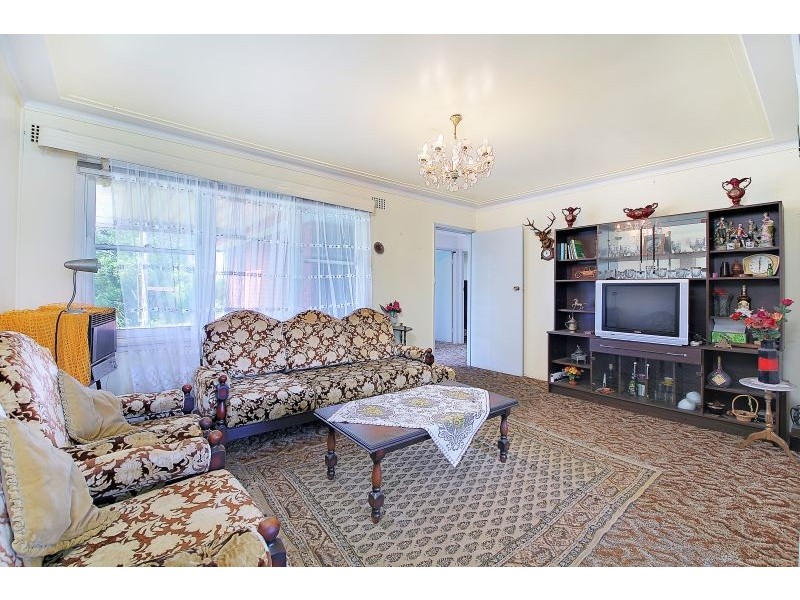 17 Constitution Road, Constitution Hill NSW 2145