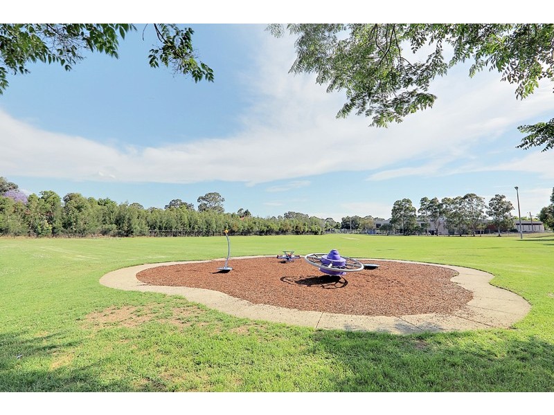 17 Third Avenue, Seven Hills NSW 2147