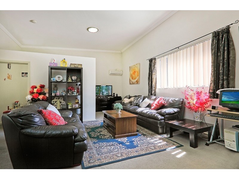 17/2A Lydbrook Street, Westmead NSW 2145