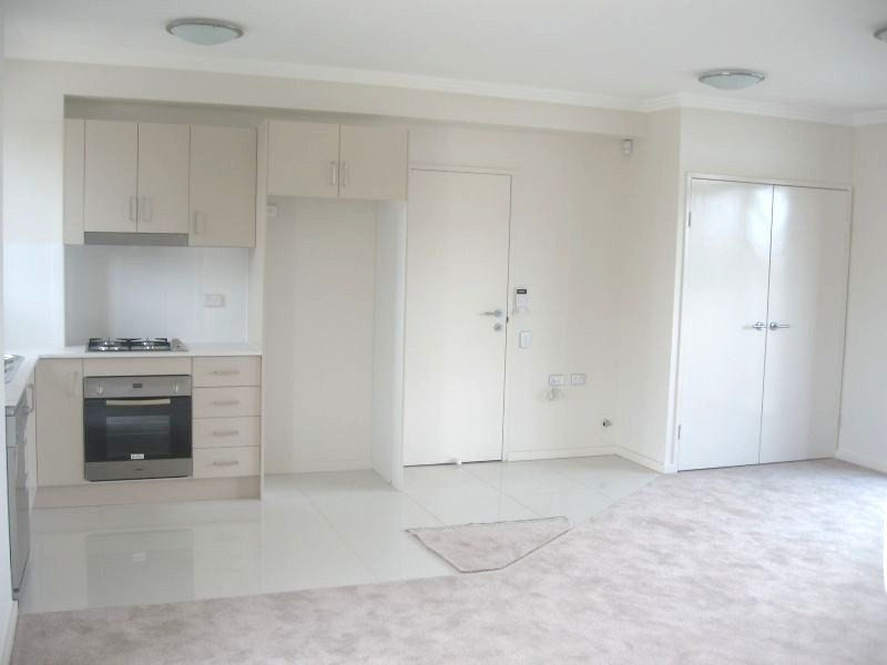 8/130 Station Street, Wentworthville NSW 2145