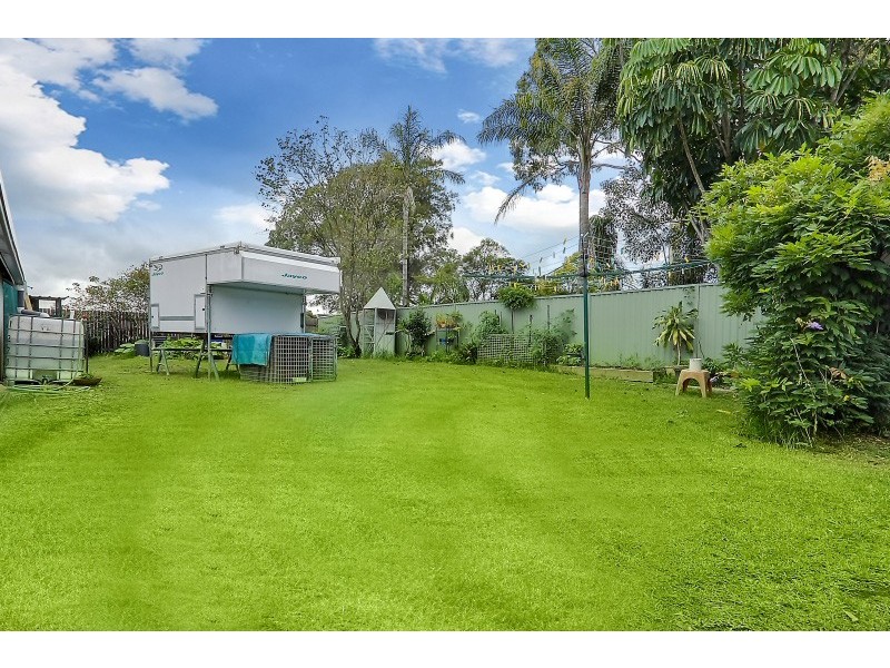 13 Pendle Way, Pendle Hill NSW 2145