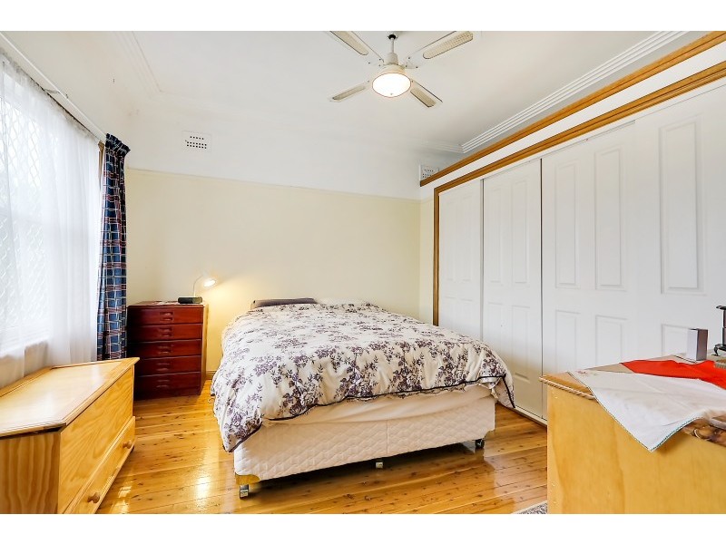 13 Pendle Way, Pendle Hill NSW 2145