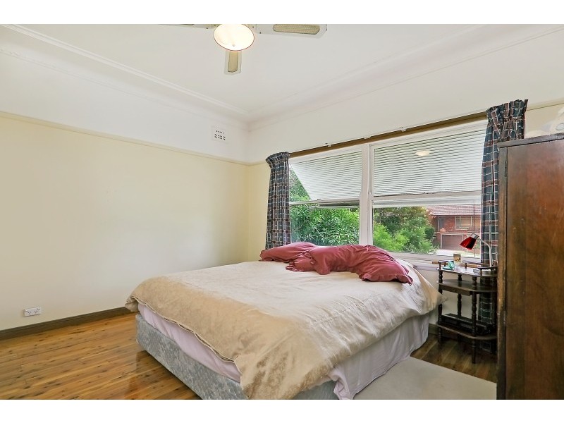 13 Pendle Way, Pendle Hill NSW 2145