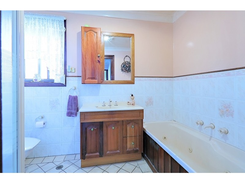 16 Rowena Street, Greystanes NSW 2145