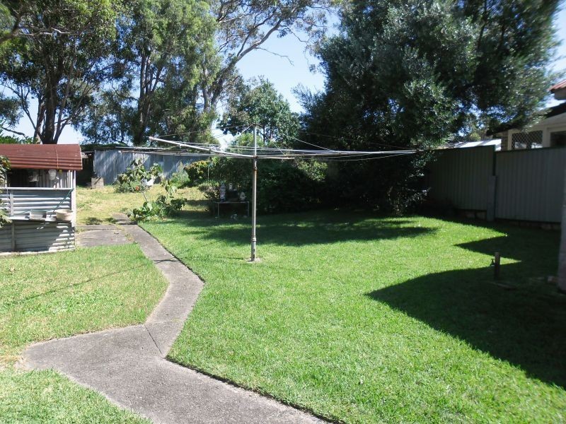 12 Levy Street, Pendle Hill NSW 2145