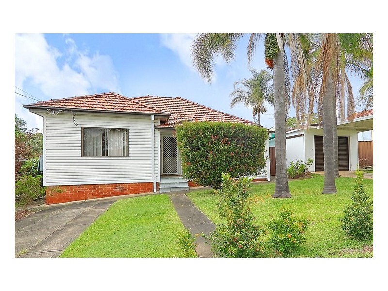 6 Robina Street, Blacktown NSW 2148