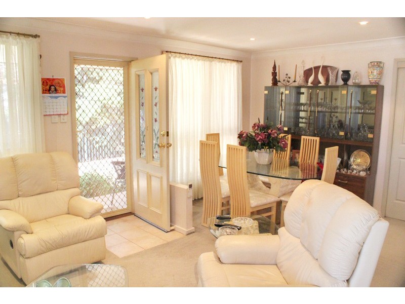 8/43 Magowar Road, Pendle Hill NSW 2145