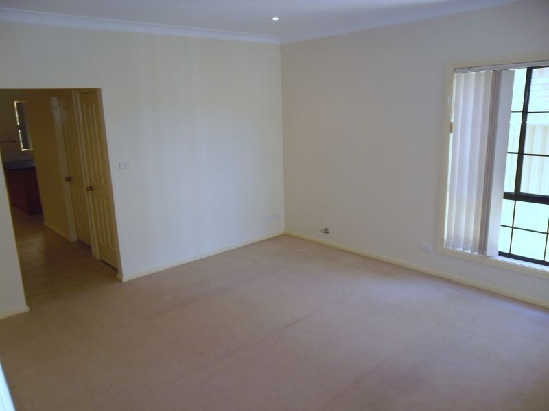 11B Oatlands Street, Wentworthville NSW 2145