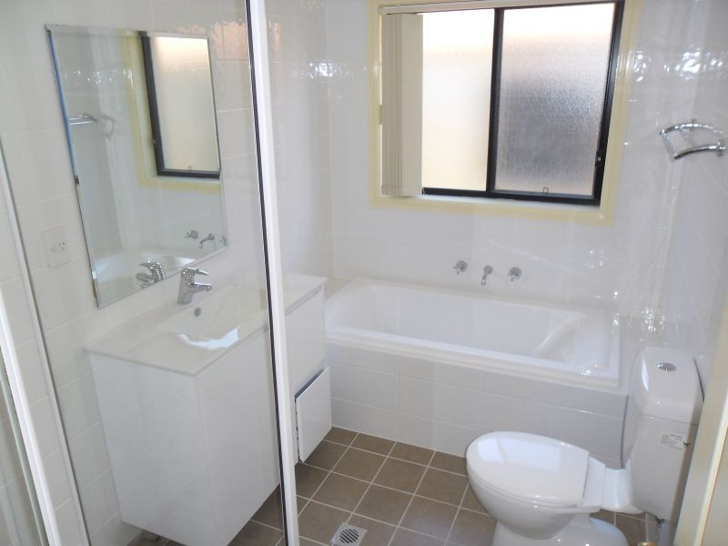 11B Oatlands Street, Wentworthville NSW 2145