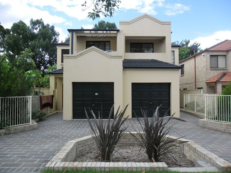 11B Oatlands Street, Wentworthville NSW 2145