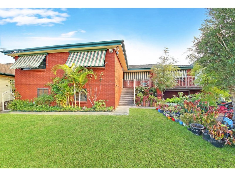 30 Bringelly Avenue, Pendle Hill NSW 2145