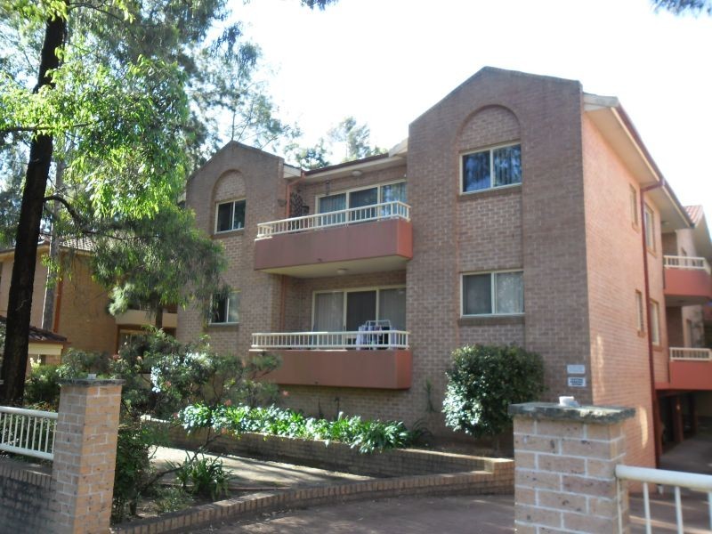 7/217 Dunmore Street, Pendle Hill NSW 2145