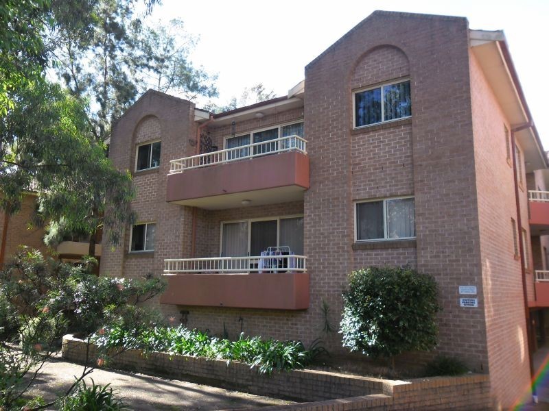 7/217 Dunmore Street, Pendle Hill NSW 2145