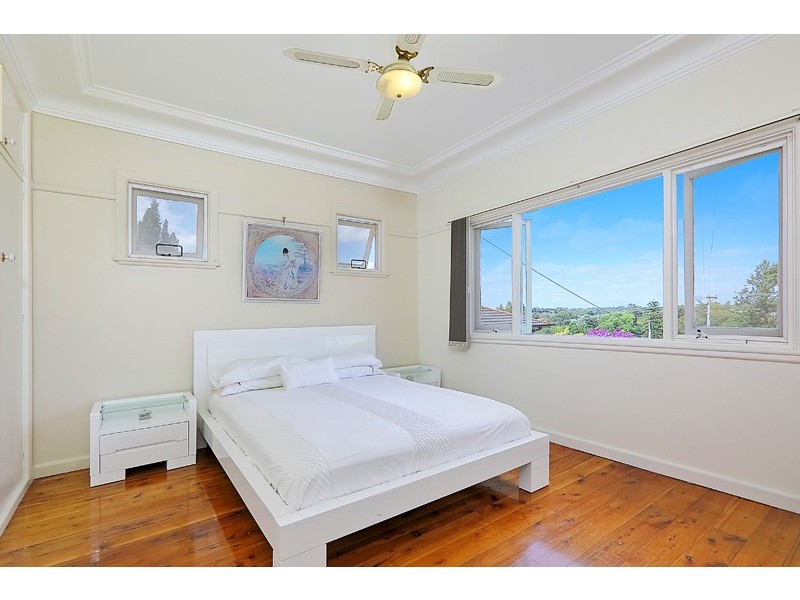 13 Page Street, Constitution Hill NSW 2145