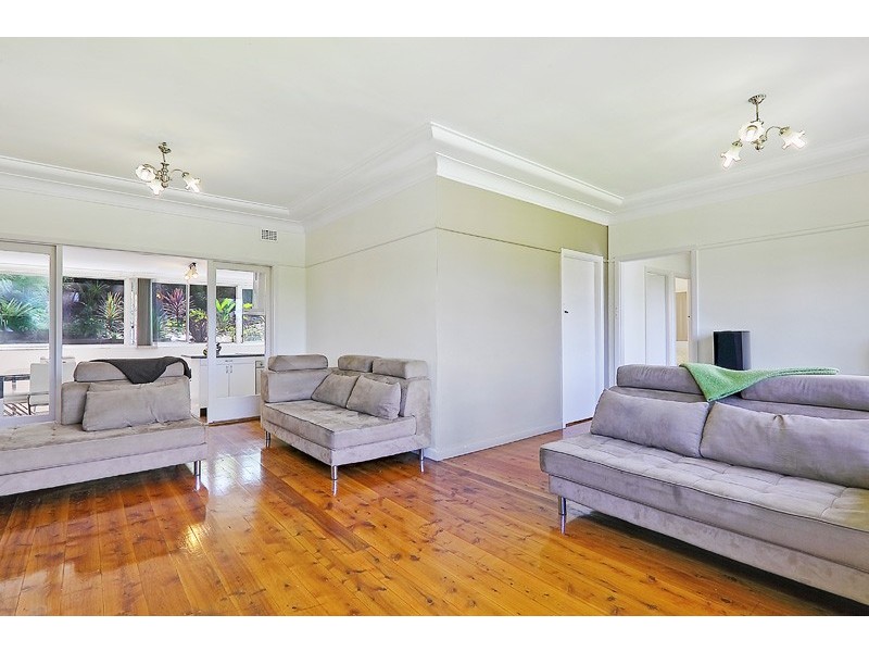 13 Page Street, Constitution Hill NSW 2145