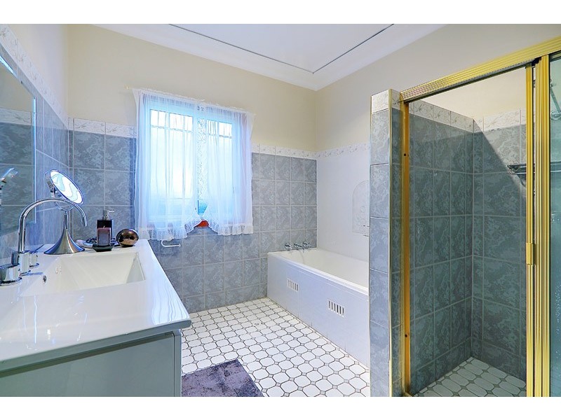 98 Gilba Road, Girraween NSW 2145