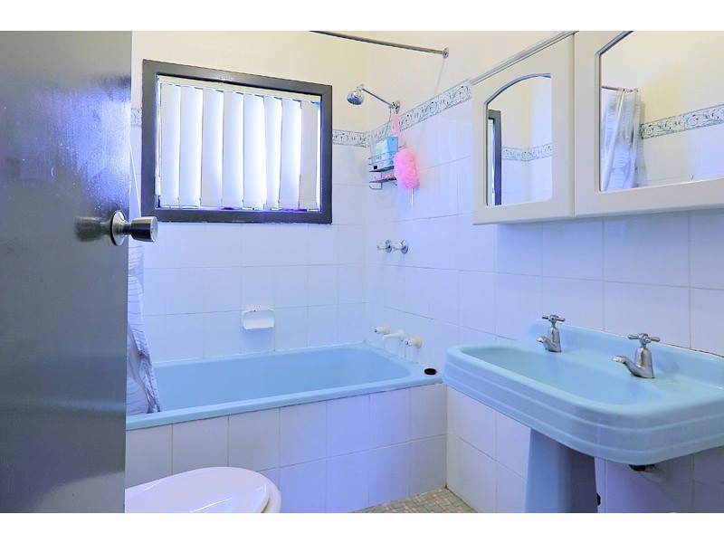 44 Fairfield Road, Guildford NSW 2161