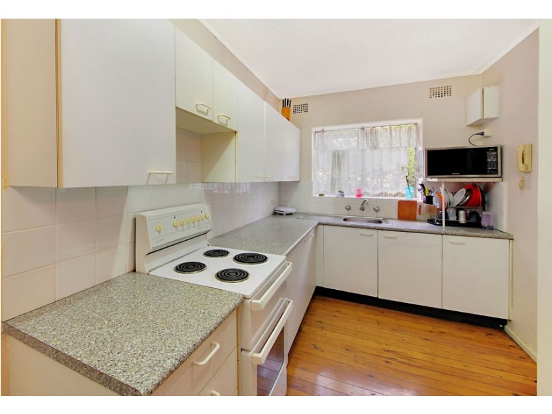 2/100 Stapleton Street, Pendle Hill NSW 2145