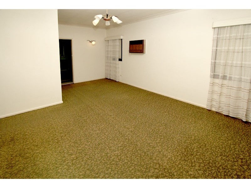 82 Toongabbie Road, Toongabbie NSW 2146