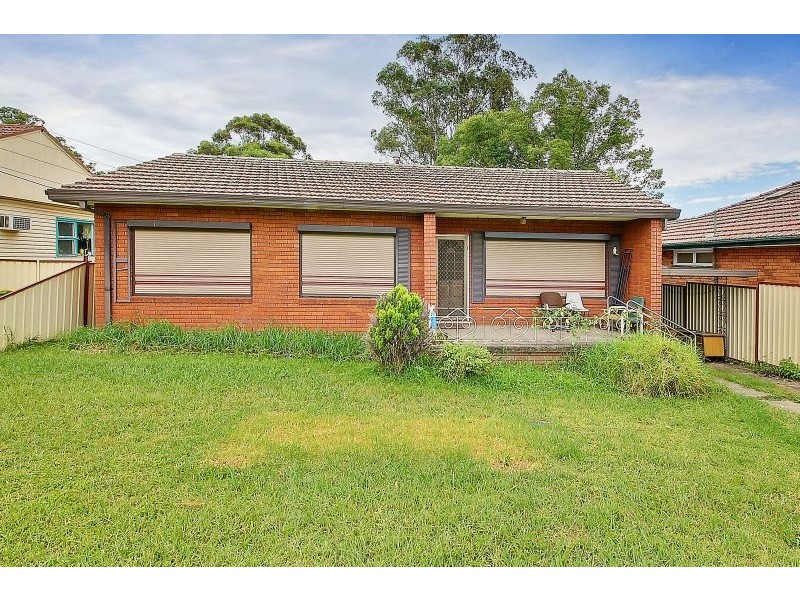 7 Gregory Street, Greystanes NSW 2145