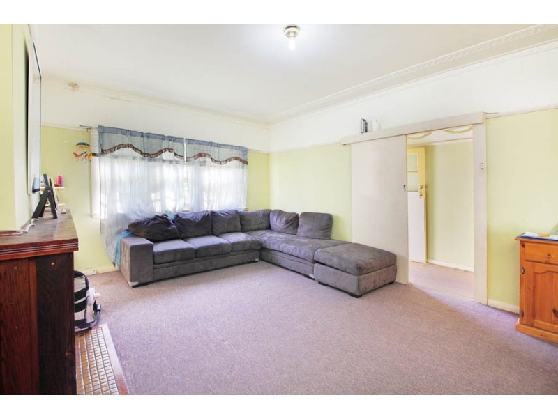 98 Cornelia Road, Toongabbie NSW 2146