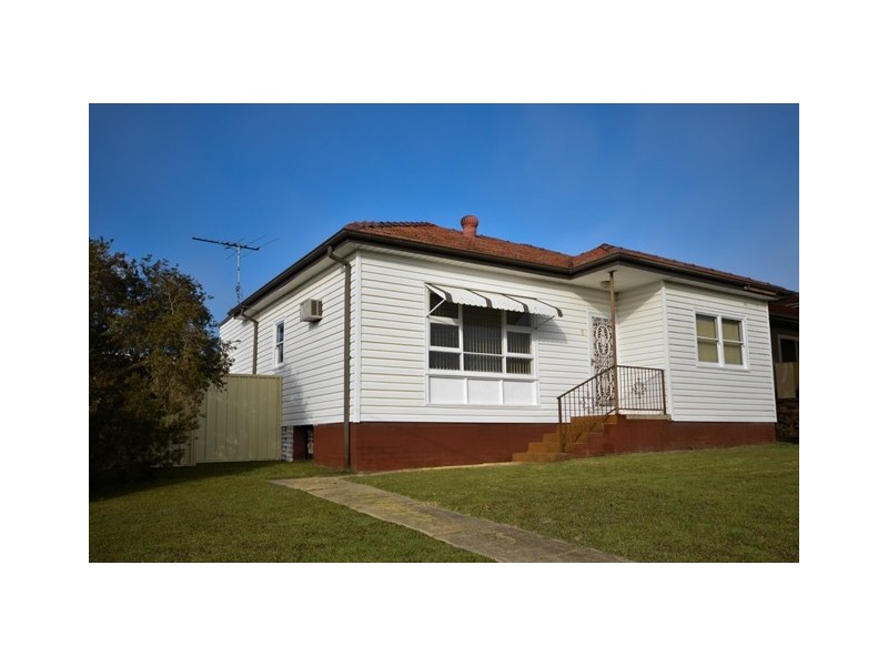 9 Bates Avenue, South Wentworthville NSW 2145