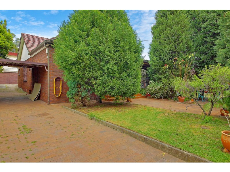 84 Toongabbie Road, Toongabbie NSW 2146