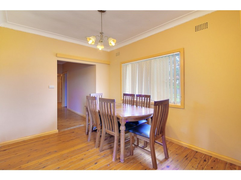 13 Lamb Crescent, Merrylands NSW 2160